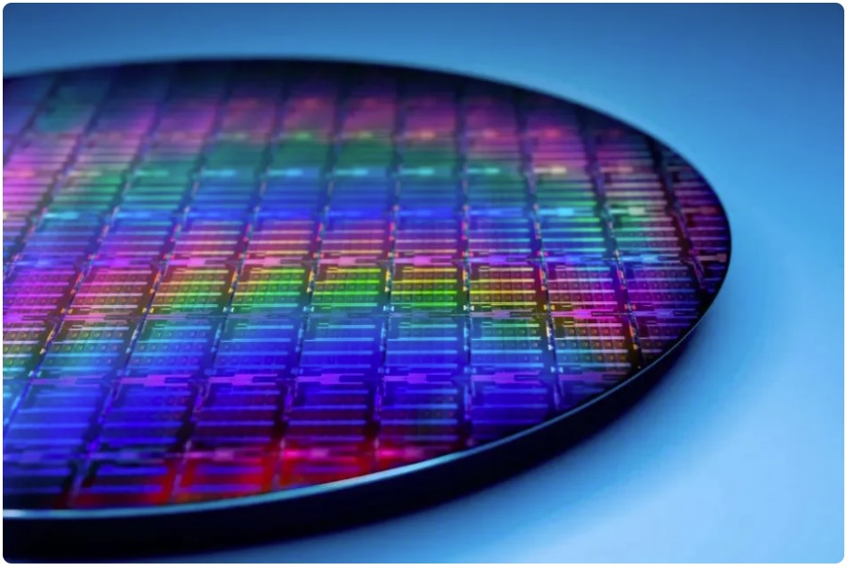 Semiconductor Wafer 2023.jpg